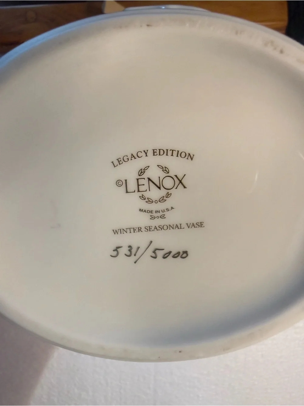 Lenox Legacy Edition Winter Seasonal Vase Cardinals & Holly Limited Edition COA